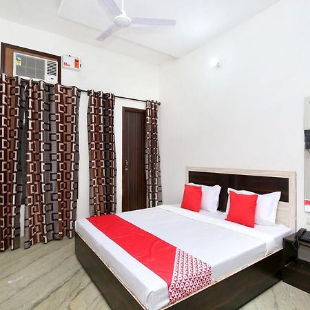 Oyo 24666 Samar Residency Hotel Amritsar Bagian luar foto